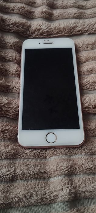 Продаю Аифон 6s.