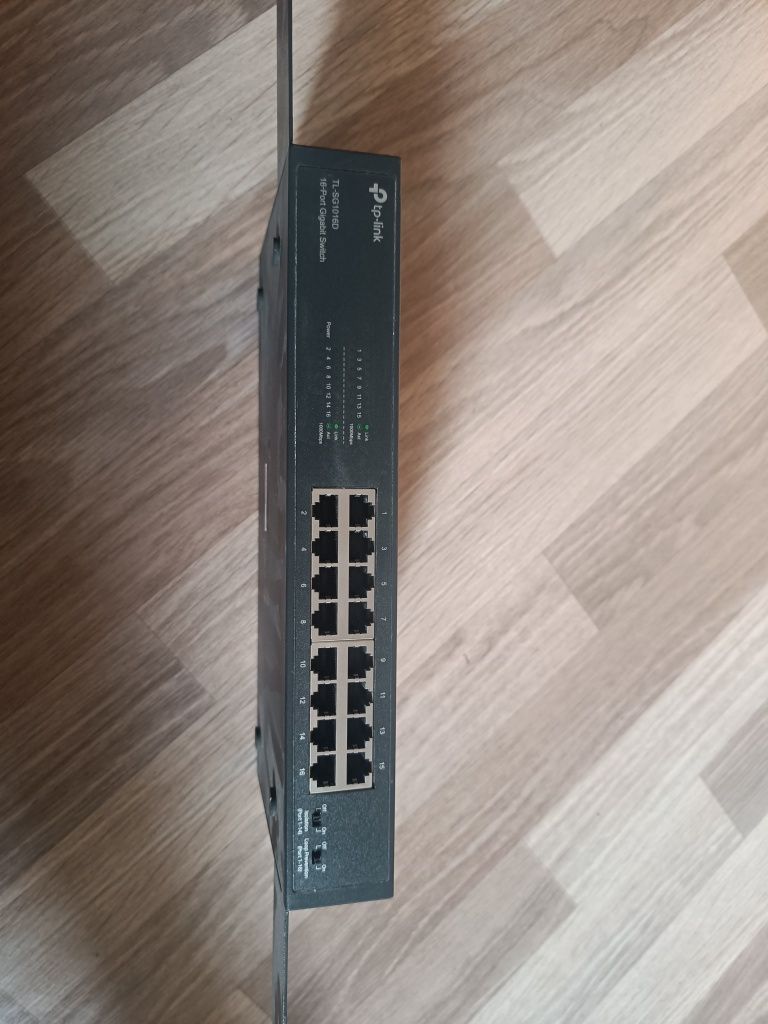 TP-Link TL-SG1016D switch коммутатор