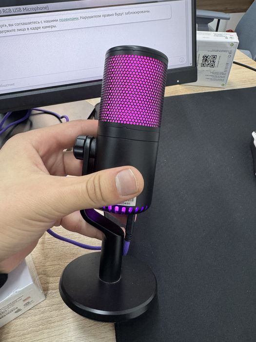 Mikrafon sotiladi  ishlatilmagan pachti