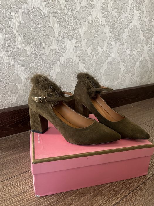 Josiny туфли 35 рр , хаки цвет, состояние хорошая