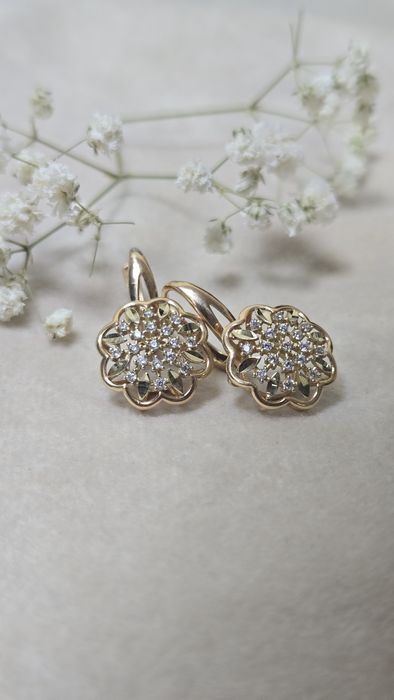 Серьги золотые ЖанТаС ломбард Астана