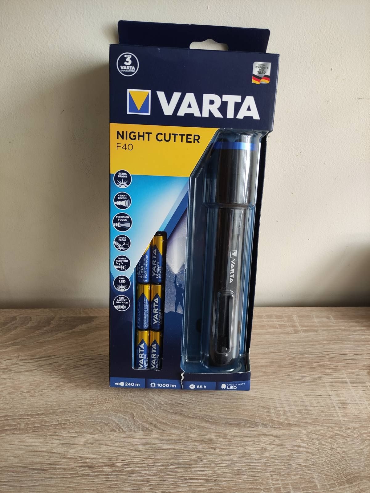 Фенер Varta Night Cutter F40