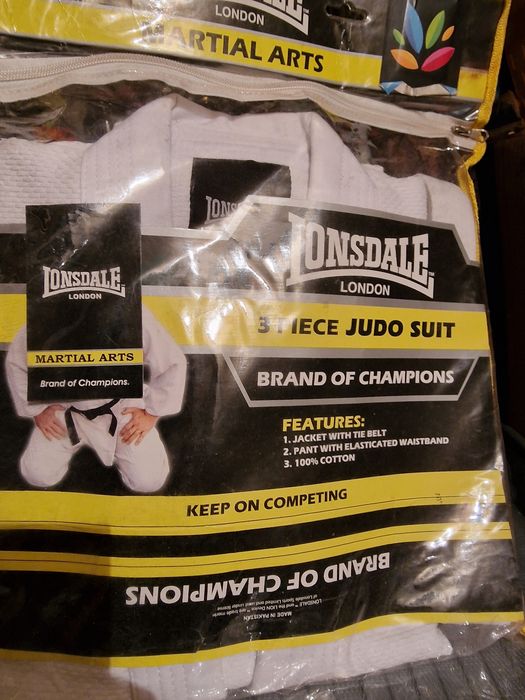 Кимоно чисто ново