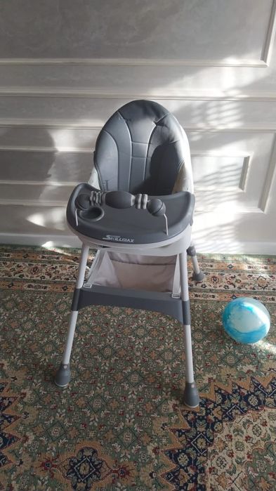 Баланың тамақтануына арналған орындық.Бағасы 10000