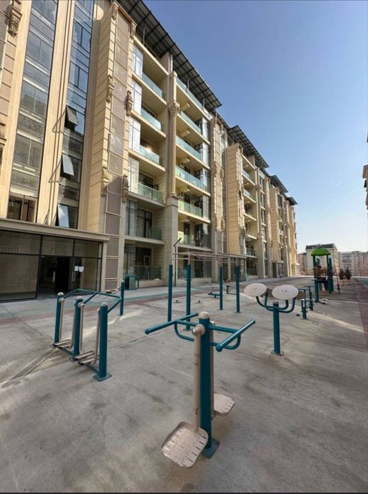 Продам квартиру на Паркентском ЖК Oq saroy 3/7/7 80m2
