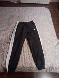 Nike tracksuits retro black and white 1