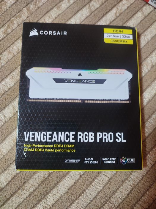 Рам памет кит 32GB 2x16GB DDR4 3600MHz Corsair Vengence pro