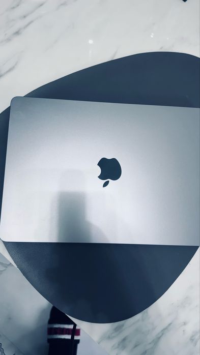 Macbook Air 13-M2-512 GB