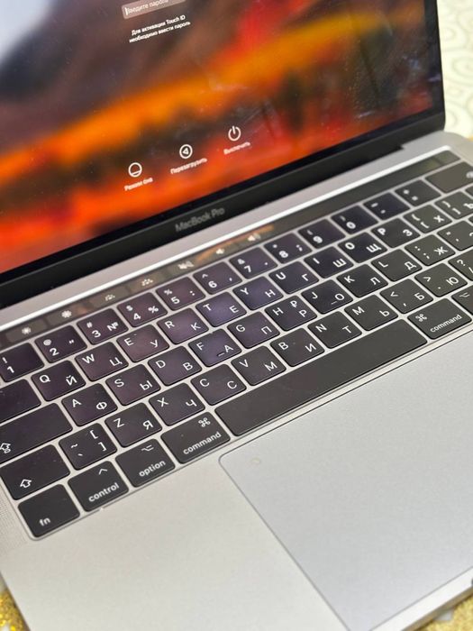 Macbook Pro 13(2016)