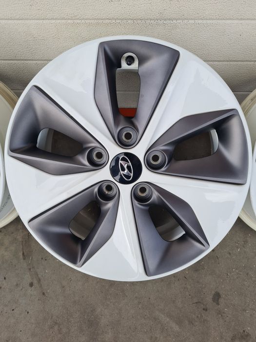 Оригинални джанти за ХЮНДАЙ КИА HYUNDAI KIA R16 5x114.3 ET50 6.5J