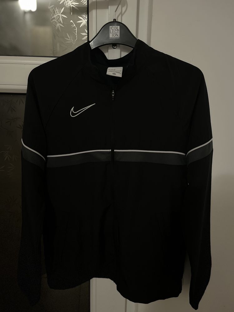 Jacheta Nike Dri-Fit