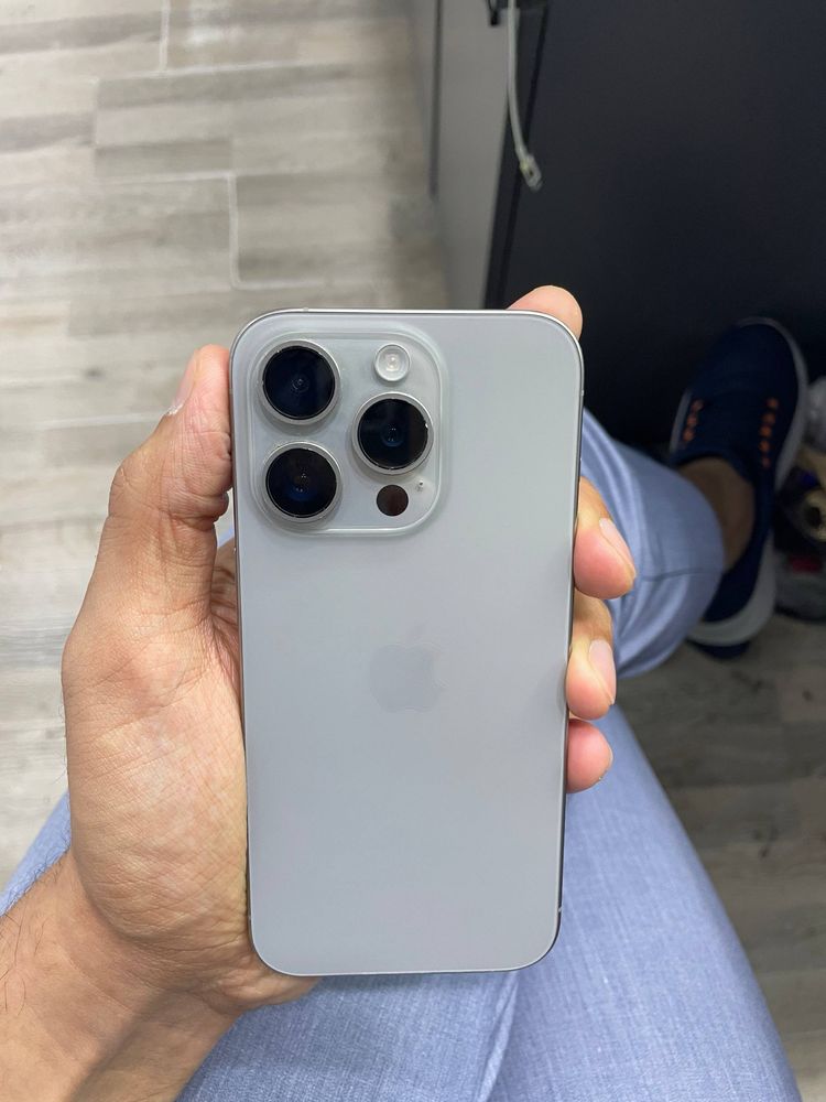 Iphone 15pro NaturalTitanium