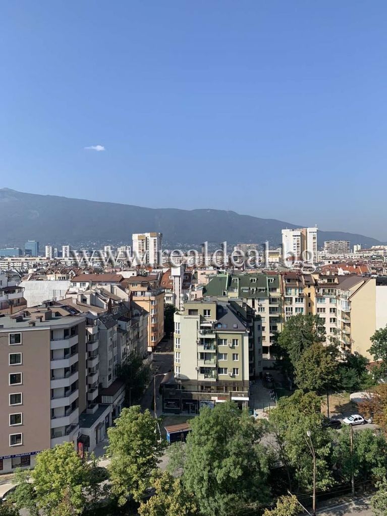 Дава се под наем Тристаен апартамент в София, Хиподрума - 115 кв.м за 650 € - Снимка #6