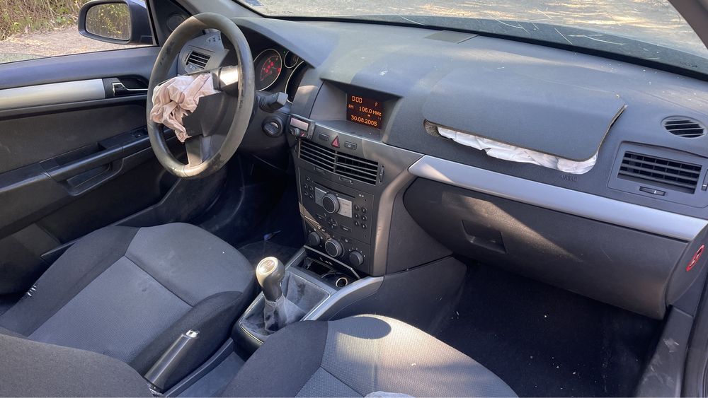Opel Astra H 1.7cdti Z17DTH Опел Астра