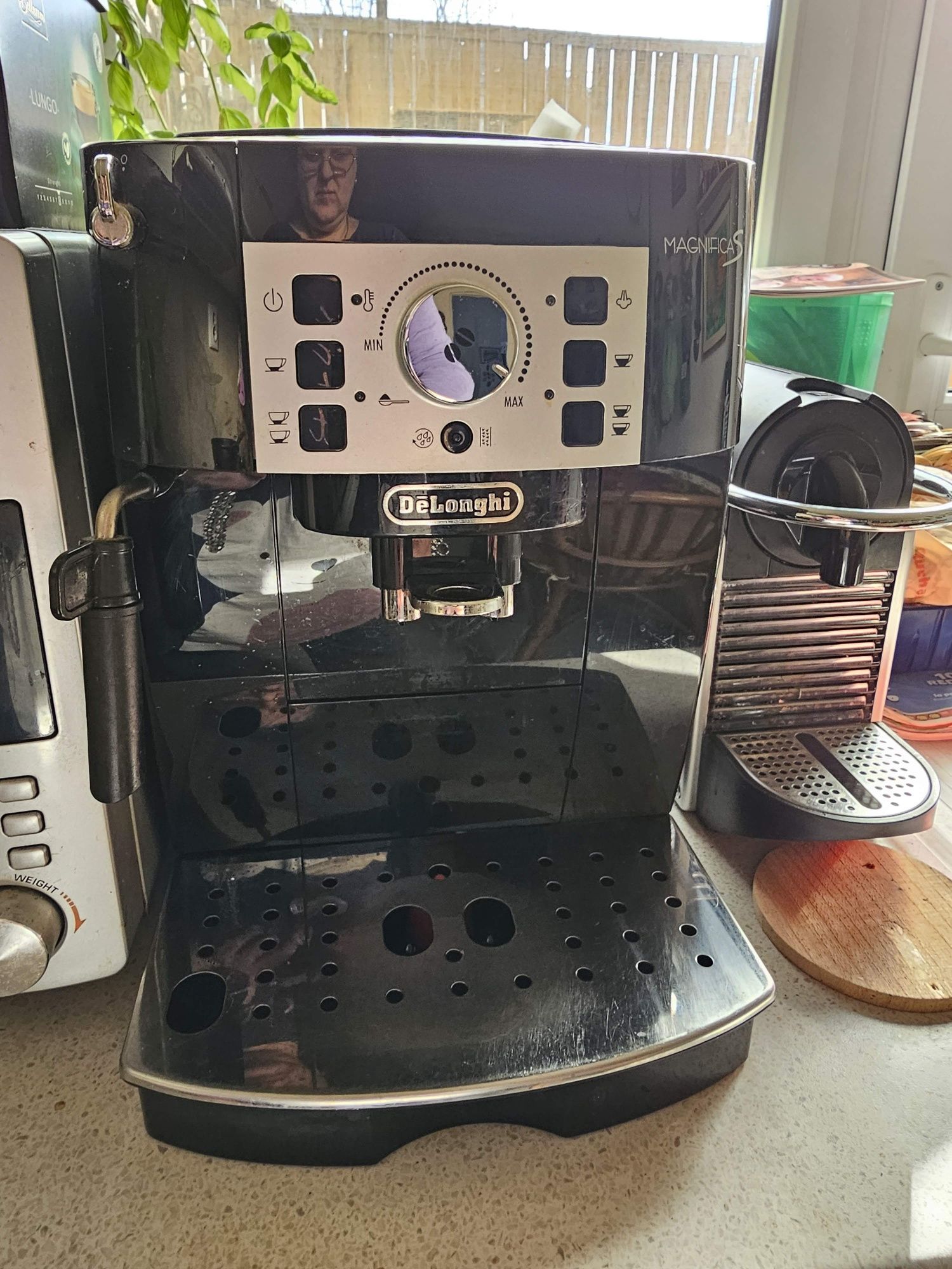 Espressor automat Delonghi Magnifica S