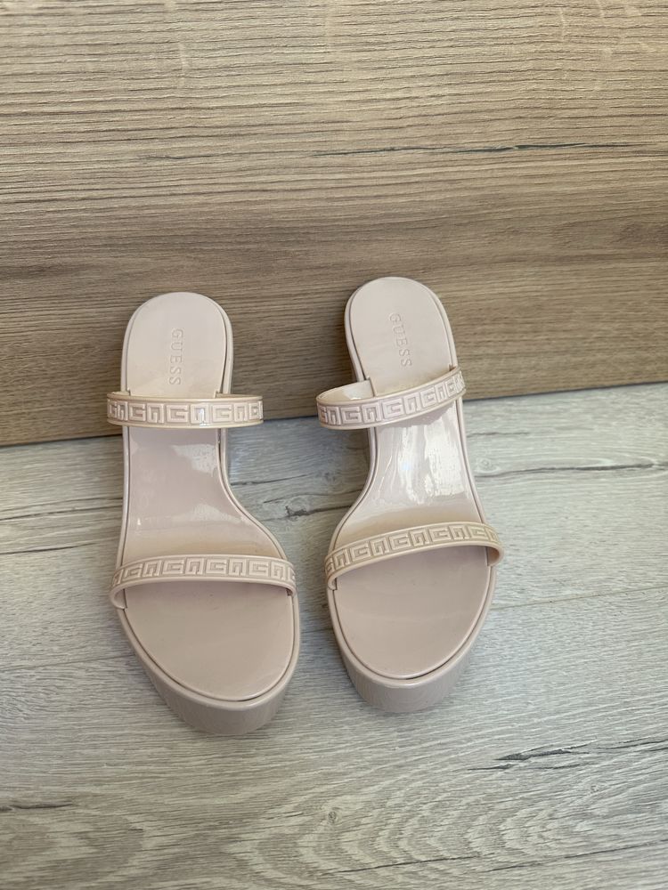 Оригинални платформи GUESS