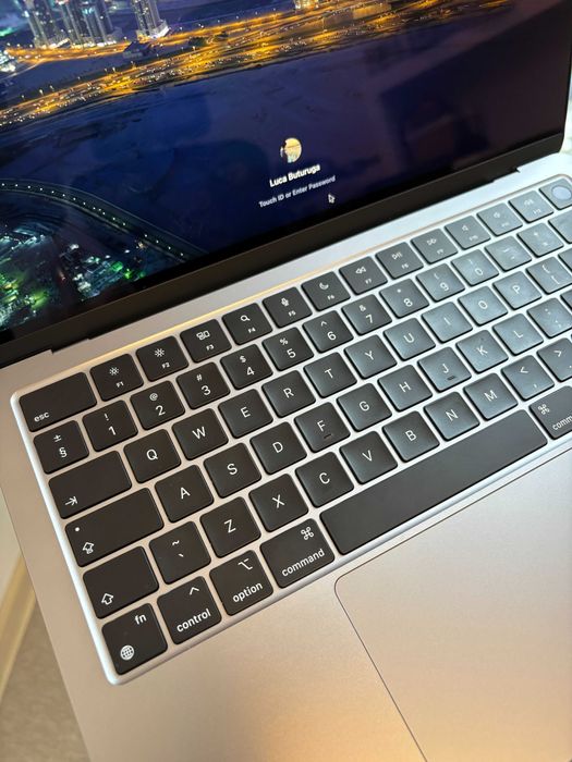 Laptop MacBook Air M3 - garantie