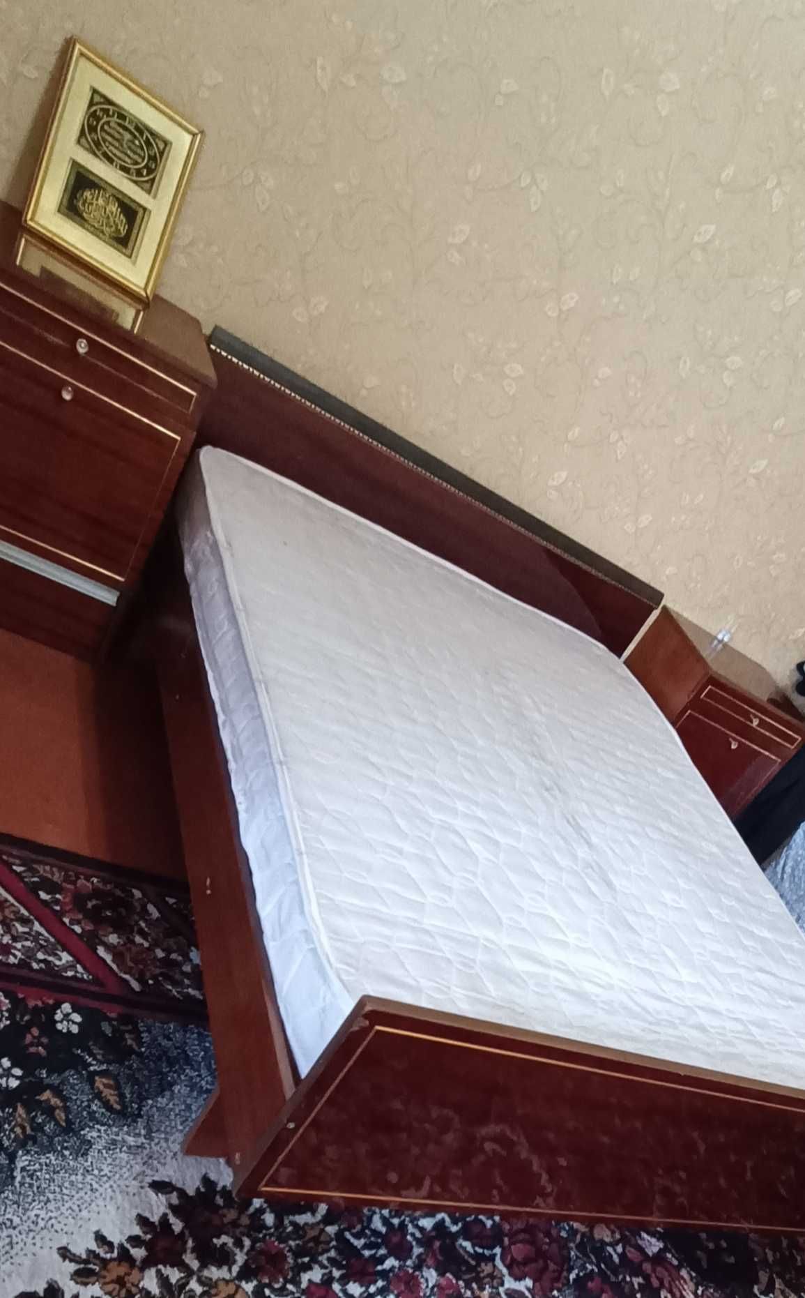Spalni Mebel sotiladi