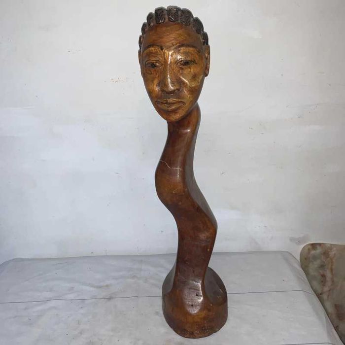 Statui din lemn africane