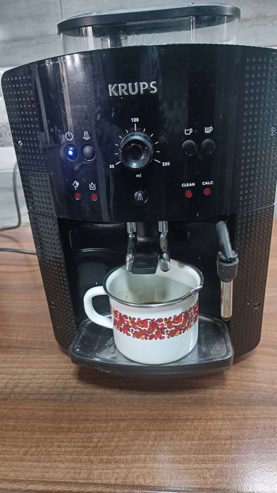 Vând espressor automat Krups
