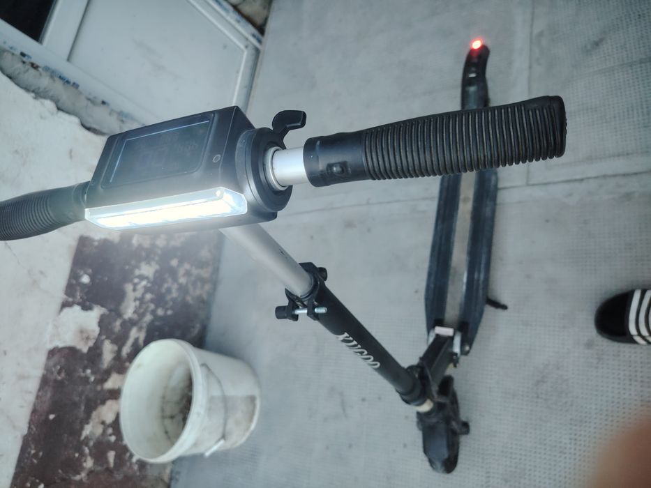 Vând trotinetă electrică