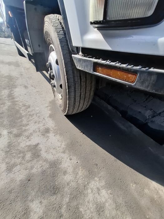 Isuzu senji 10 tonna