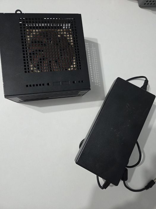 AMD Ryzen 5 3200G 16 gb DDR4 ssd 256 gb