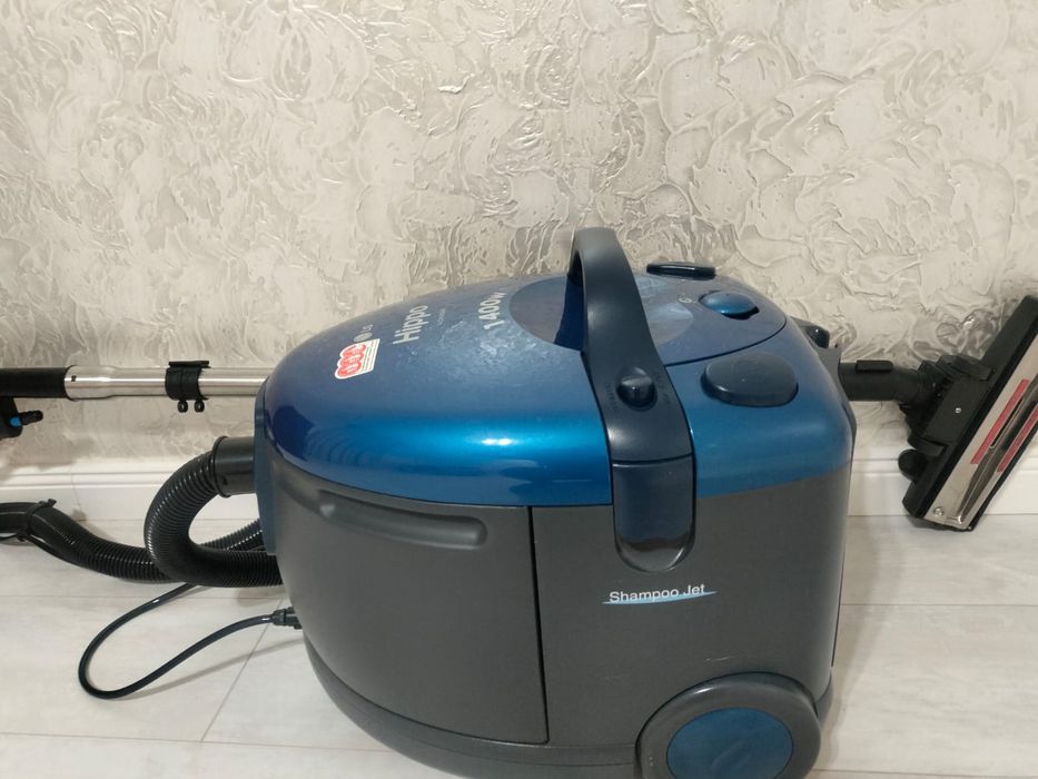 Продам моющий пылесос