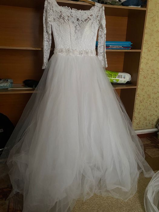 Свадебный платье