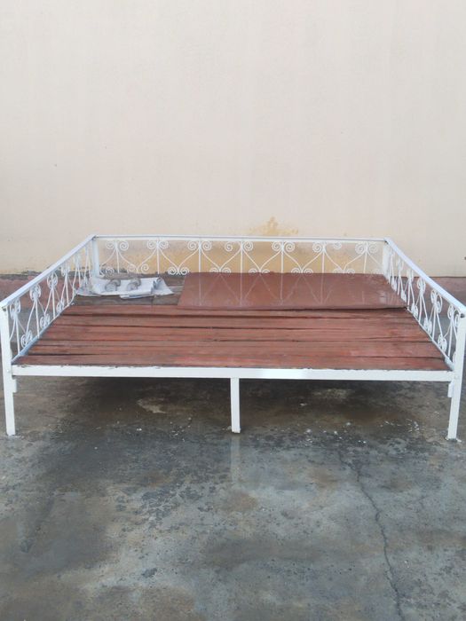 Srochno Tapchan Karavot sotiladi