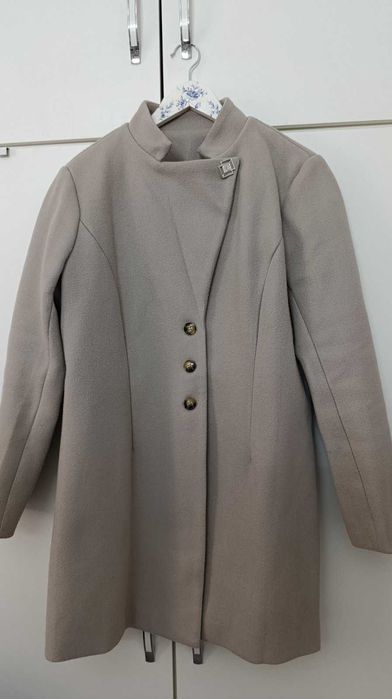Зимно палто 3/4, цвят капучино
