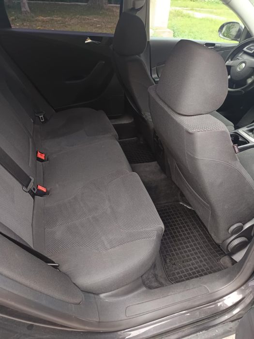 Vând VW Passat B6