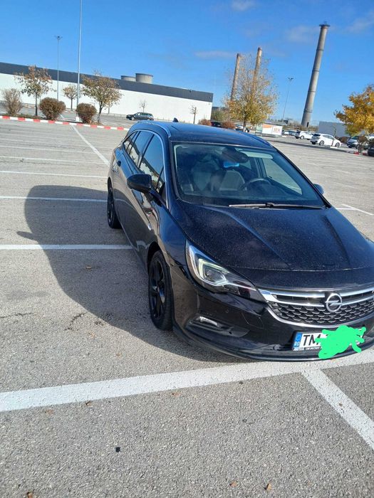 Opel Astra Sports Tourer+