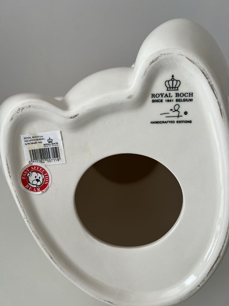Порцеланова фигура мече Royal Boch