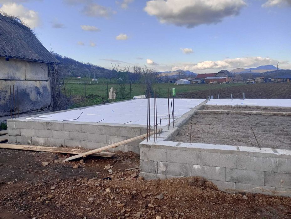 Meșteri construcții - structuri, finisaje , instalații, amenajări