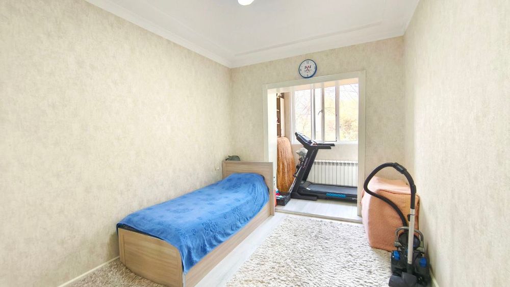 Ц-1 Продается 4 комнатная квартира ремонт ул.Садык Азимова кафе Studio