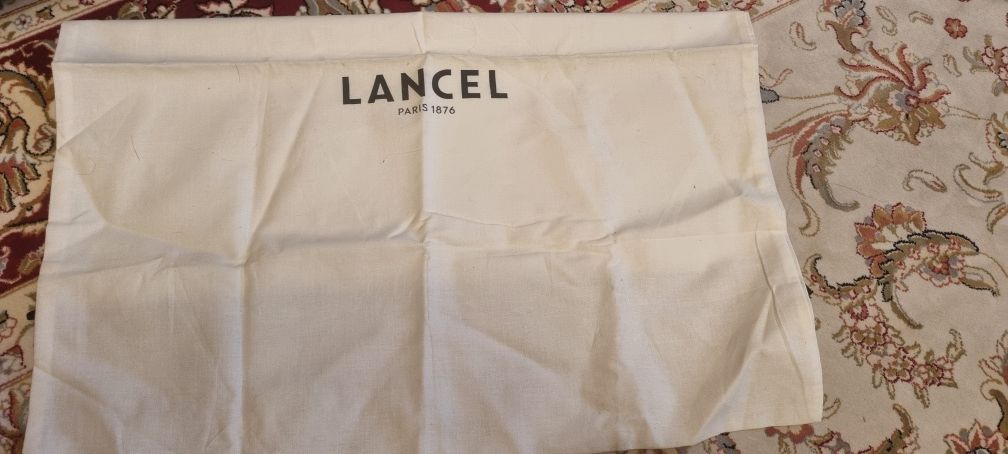 Vand geanta bucket Lancel