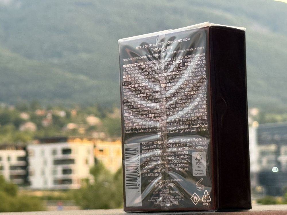 Black Opium Eau De Parfume OVER RED