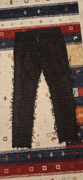 blugi disstresed marimea m