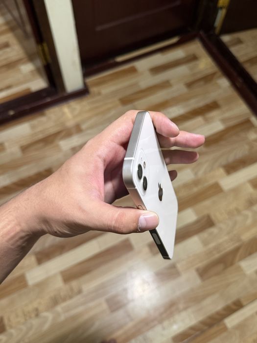 IPhone 12 white
