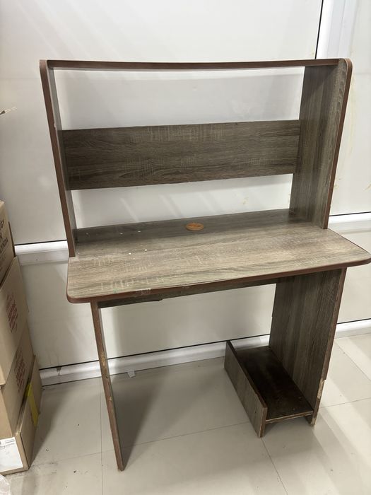 Компьютерный стол за сиволическую цену