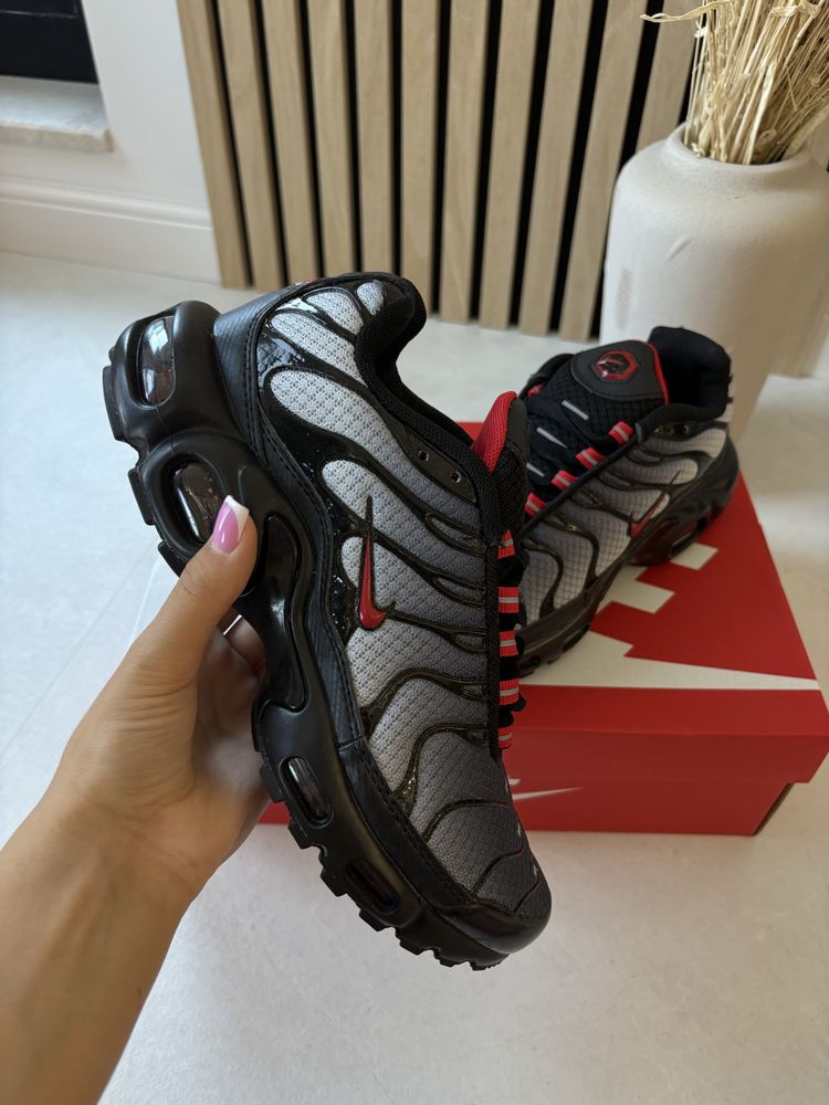 Nike tn dracula от 36 до 46