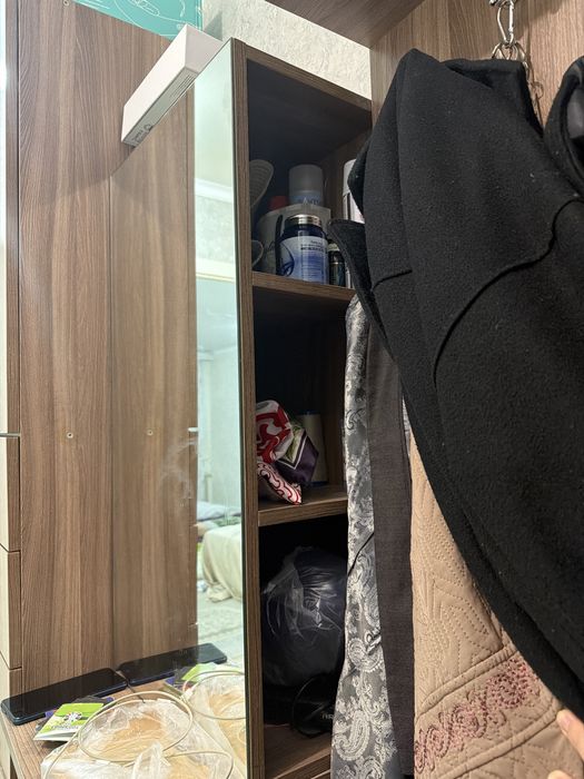 Шкафы для спальный и прохожий