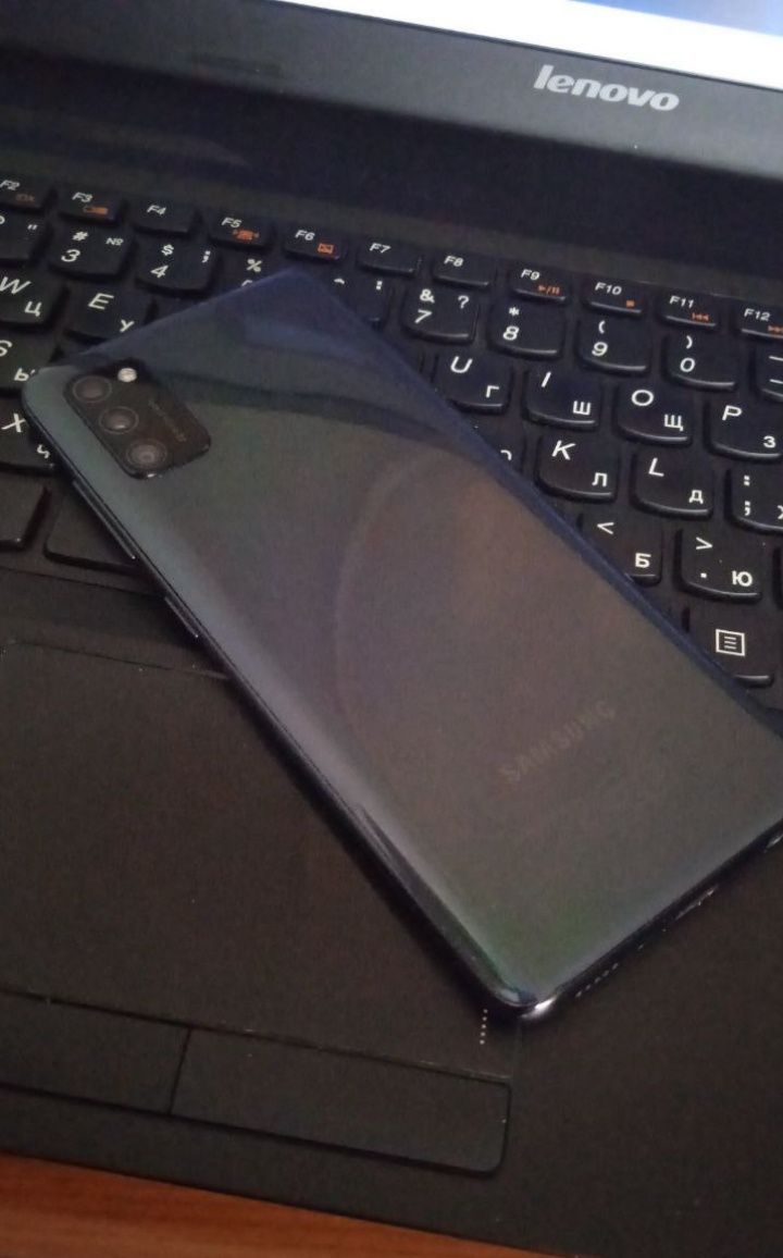 Samsung A41 sotiladi yoki obmen