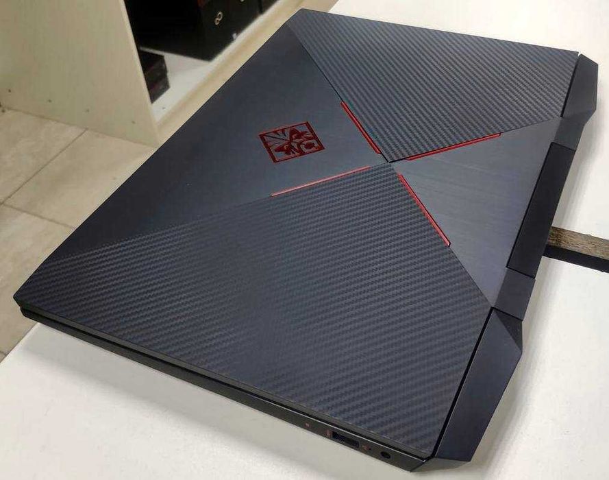 Продам Ноутбук HP Omen 15-dc1069wm