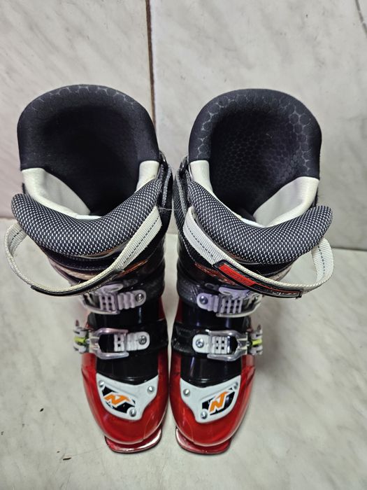 Clapari ski schi Nordica   mondo  26,5  corespunde mărimii 40-41