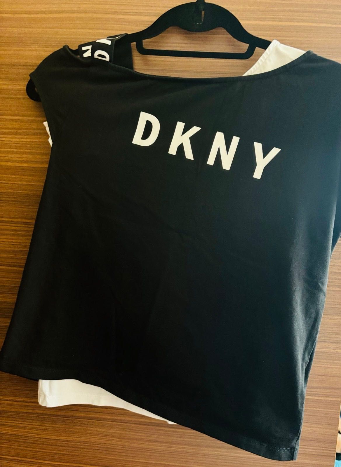 DkNY дамски дрехи