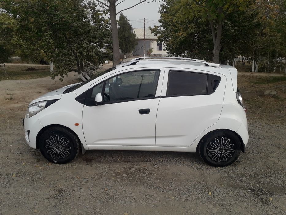 2010 spark kansioner metan gaz navoi aeroportda