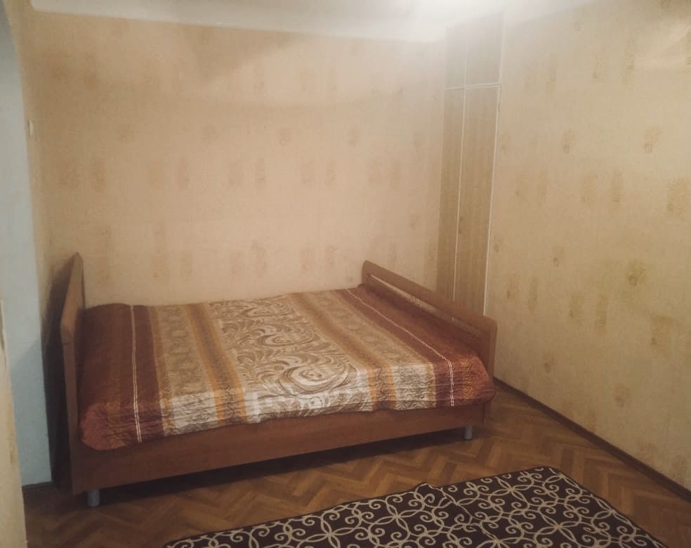 Сдаем 1 ком квартиры посуточно по центру Уральска