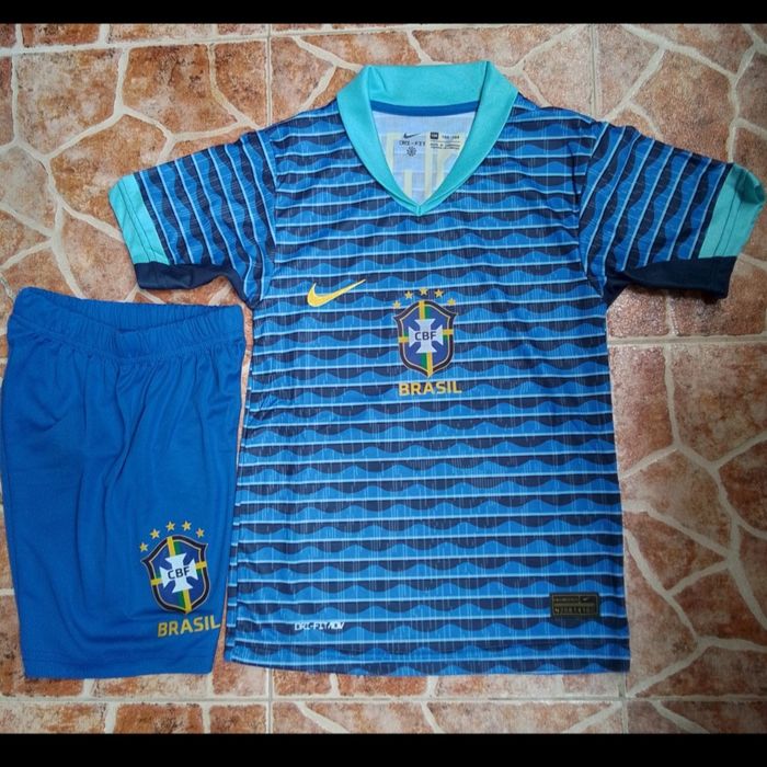 BRAZIL детско юношески футболни екипи